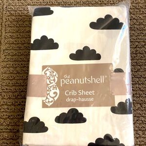 Brand New!! Neutral Crib Sheet.